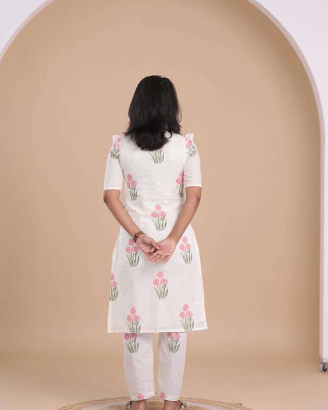 Petals in White Cotton Co-Ord with Collered V - Neck