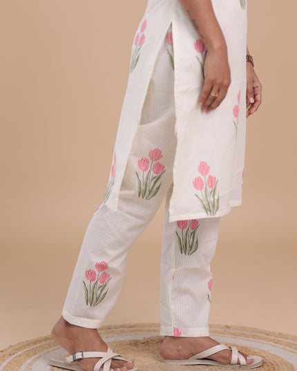 Petals in White Cotton Co-Ord with Collered V - Neck