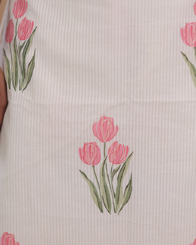 Petals in White Cotton Co-Ord with Collered V - Neck